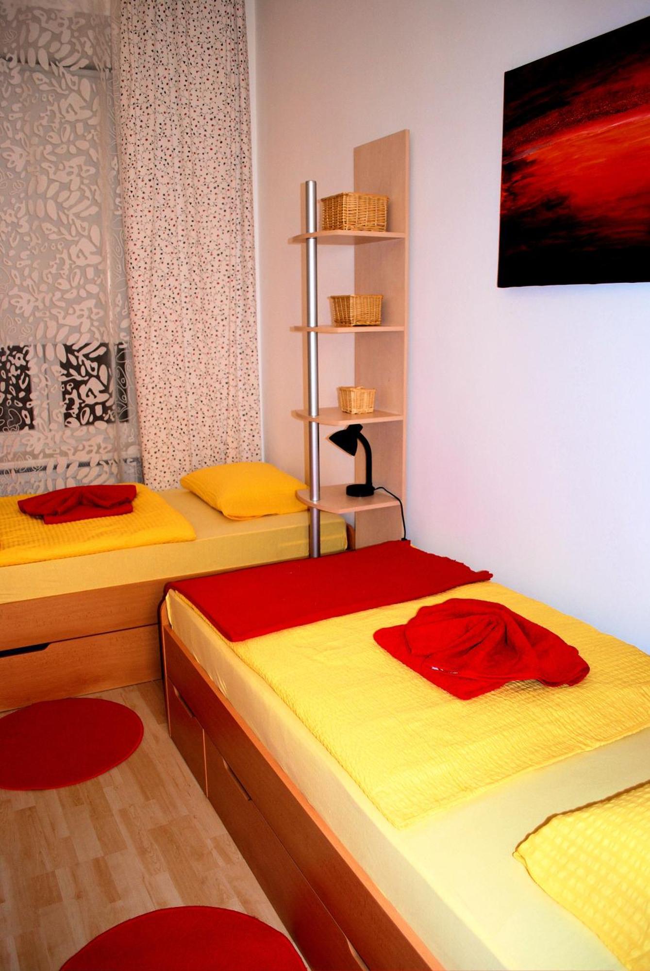 Apartment Heine *